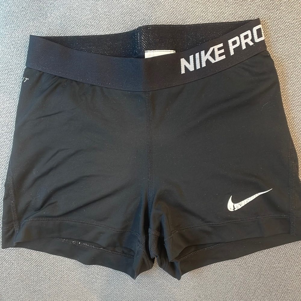 Black Nike Pros